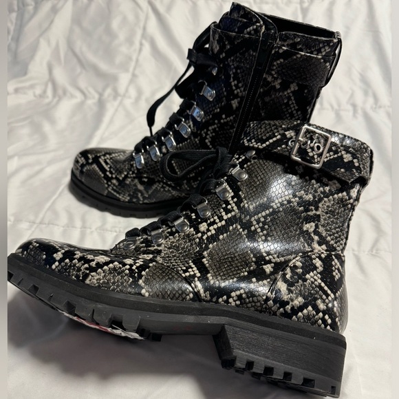 New Abound Snakeskin Print Lace-Up Boots Womens Size 7 Victor Buckle Side Zip - Picture 10 of 14